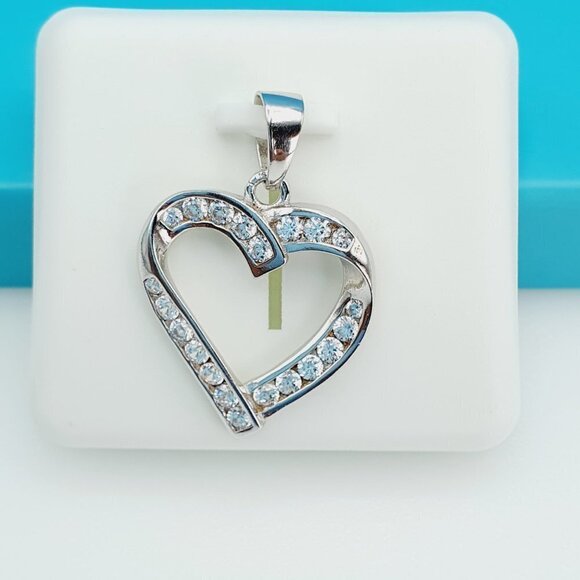 "925 Sterling Silver CZ Beautiful Pendant for Women, 1USPAR4091 - Picture 1 of 11